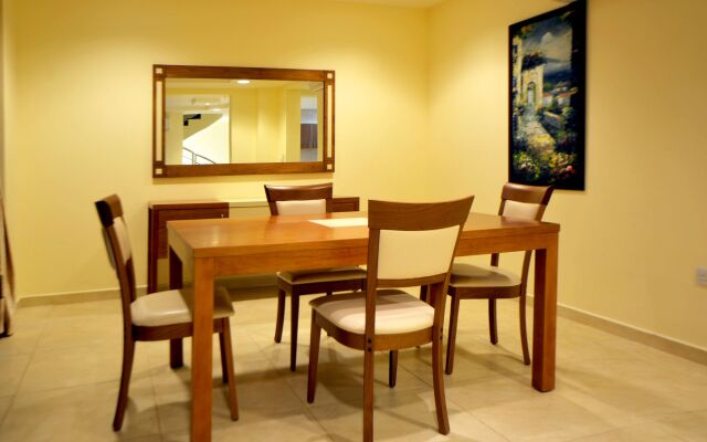 Public Security Hotel & Chalets