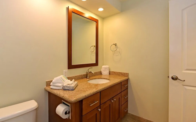 Lahaina Shores #425 Studio Bedroom Condo By Redawning