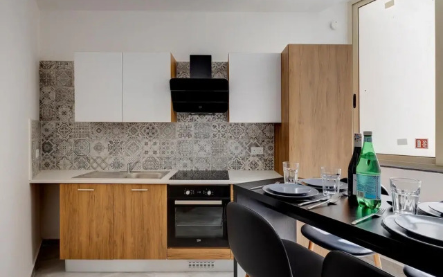 Perfect Location Modern 2BR Apartment