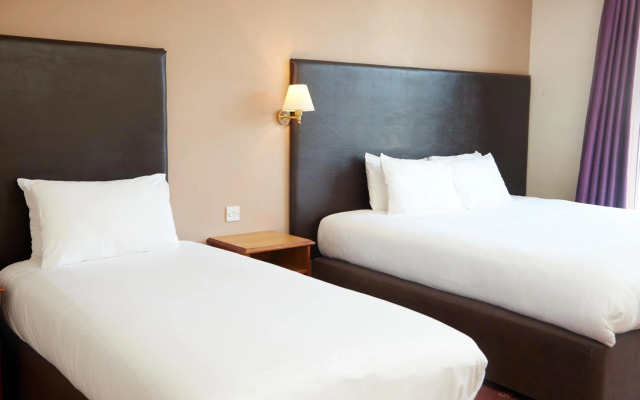Bear Hotel Havant by Greene King Inns