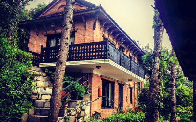 The Fort Resort
