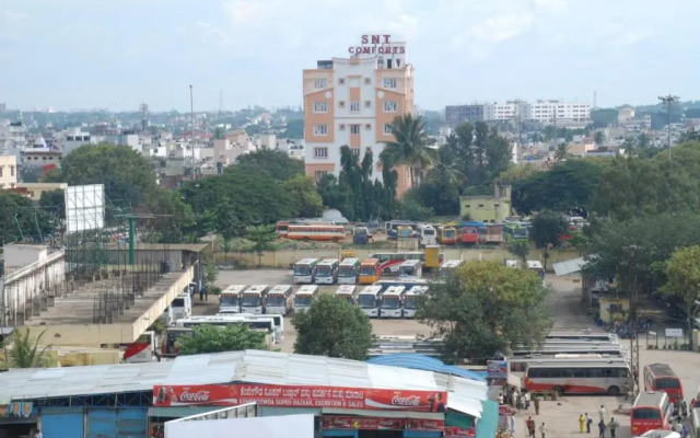 Snt Comforts Lodge by OYO Rooms