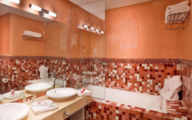 Zephyr Hotel Club Resort and Spa