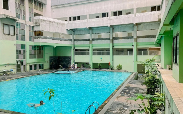 Good And Comfortable Studio At Menteng Square Apartment