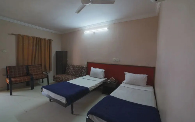 SPOT ON 42038 Hotel Sri Krishna
