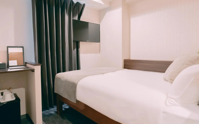 R Hotel Honmachi – Guest Rooms – Osaka