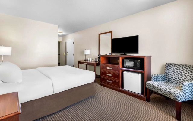 SureStay Plus Hotel by Best Western Drumheller