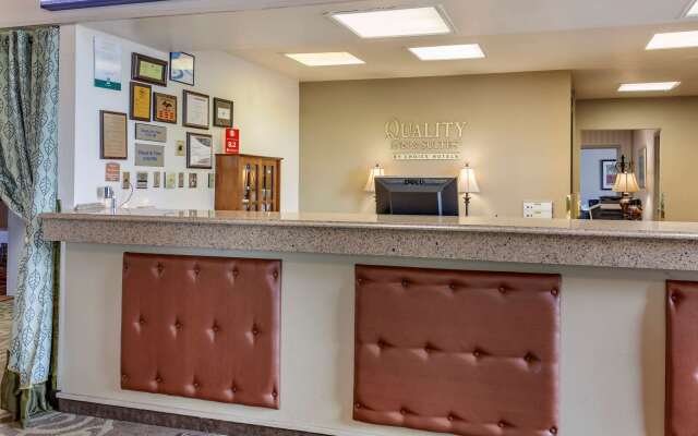Quality Inn & Suites Escanaba North