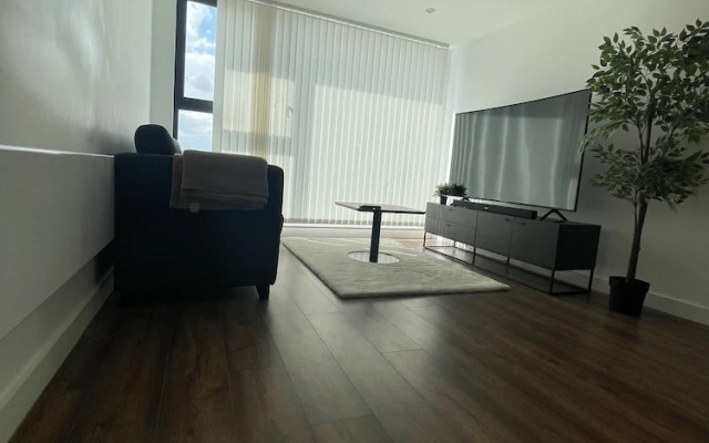 Luxury 2-bed Apartment in Manchester With Parking