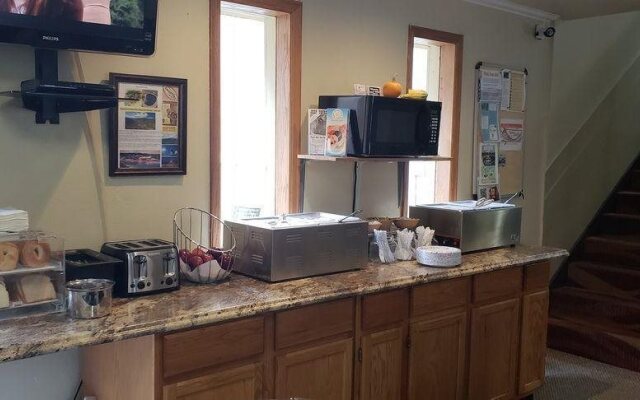 Adventure Inn - Glenwood Springs