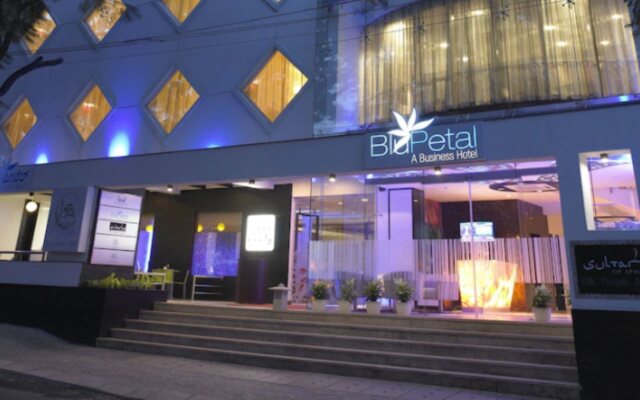 BluPetal - A Business Hotel