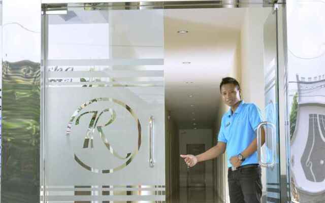 Rivisha Hotel