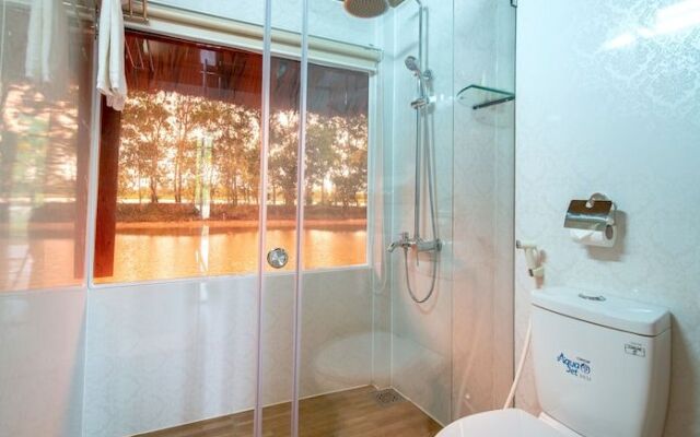 Ha Gia Ecolodge & Riverside