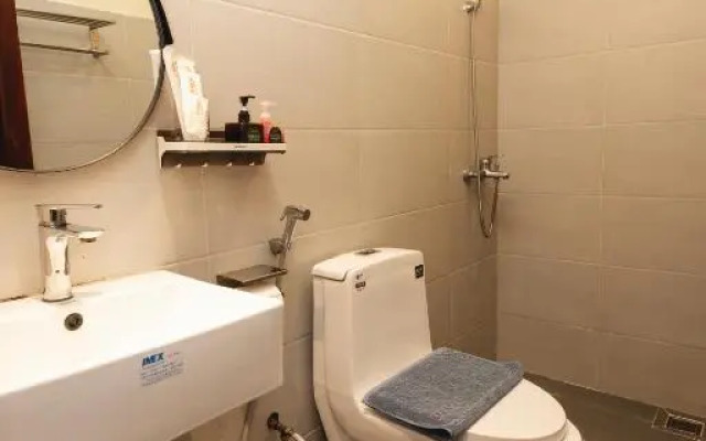 9 Hostel and Suites