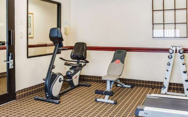 Clarion Inn