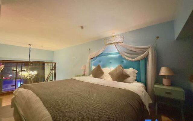 Weixiangwu  Apartment (Hanxi Changlong Wanbo Tianhe City store)