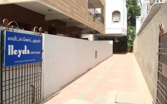 Lloyds Guest House Krishna Street - T Nagar