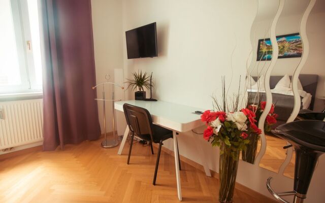 Moulin Rouge Suite by Welcome2Vienna