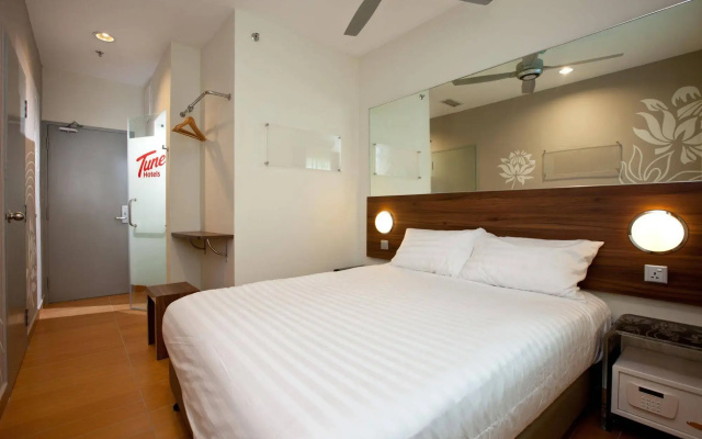 Tune Hotel - Kulim, Kedah - photo 4