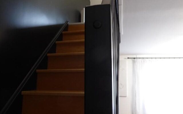 Une chambre a Neuilly
