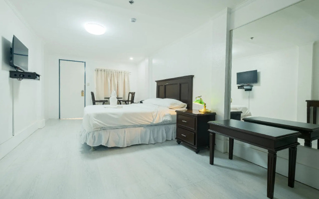 Orchid Inn Resort