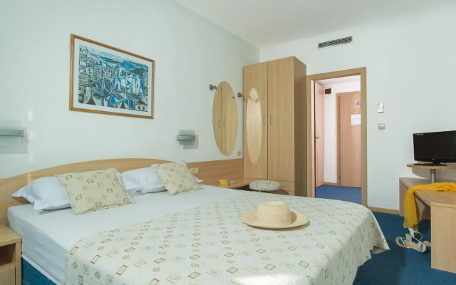 Grand Victoria Hotel