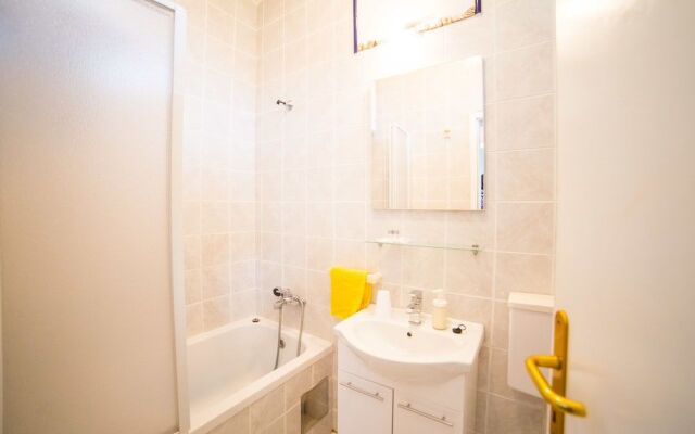 Apartment Kala