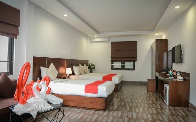 Red Coral Ha Long Hotel