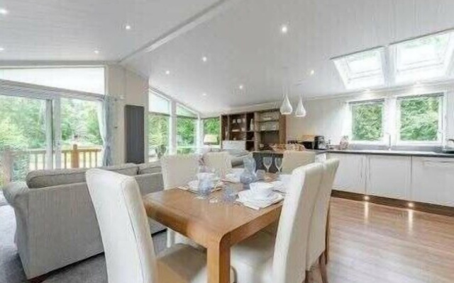 Guelder Rose Lodge - Kelling Heath Holiday Park - 22249