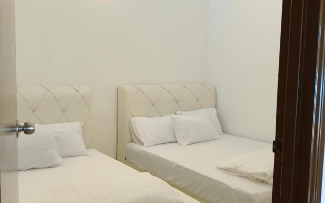 Reco Villa Private Pool 4 Bedrooms@ Taman Mayung Teluk Kemang Port Dickson - photo 5