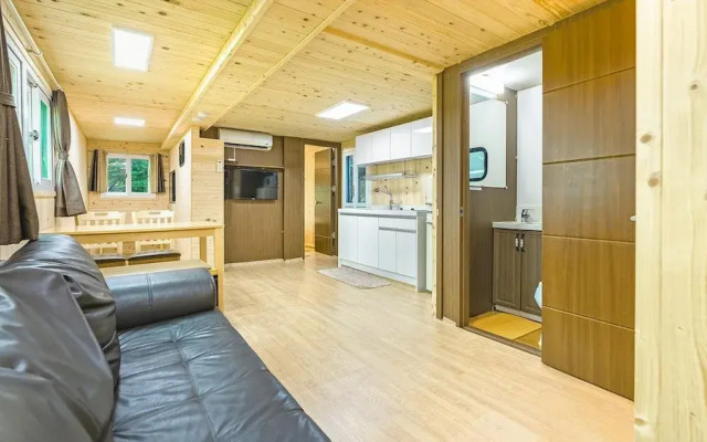 Gapeyong Donghwa Caravan