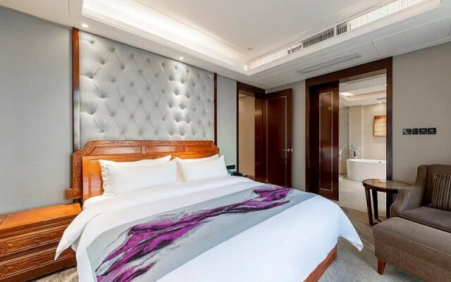 Zhenbao Holiday Hotel (Nanjing Jiangning)
