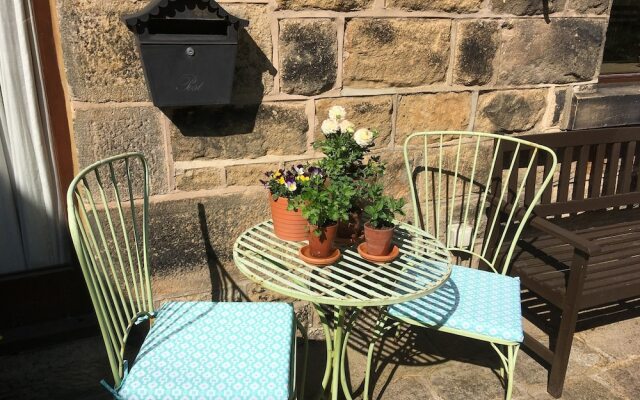 Otley Chevin B&B With Dining