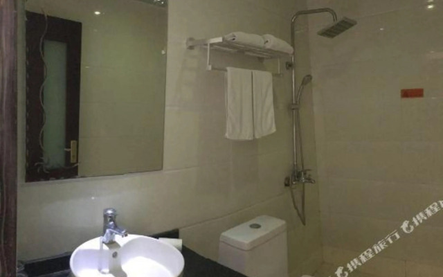 Shanghai Quanquan Hotel (Baoshan Wanda Plaza)