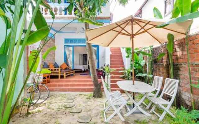 Local Beach Homestay