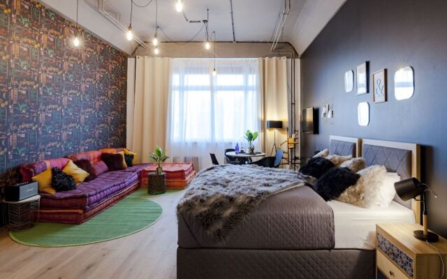 Design Hostel P182
