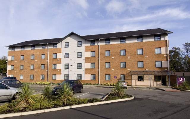 Premier Inn Manchester - West Didsbury