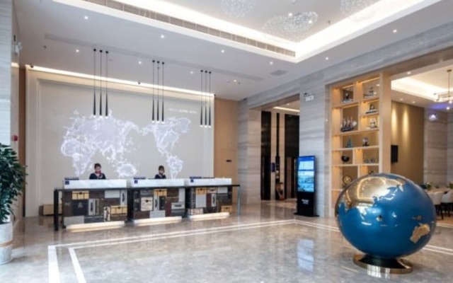 Kyriad Shenzhen Exhibition Center