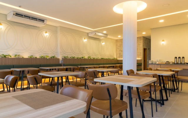 Hotel VARSOVIA EXPRESS