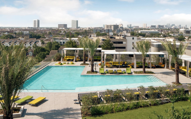 Thompson Houston, by Hyatt