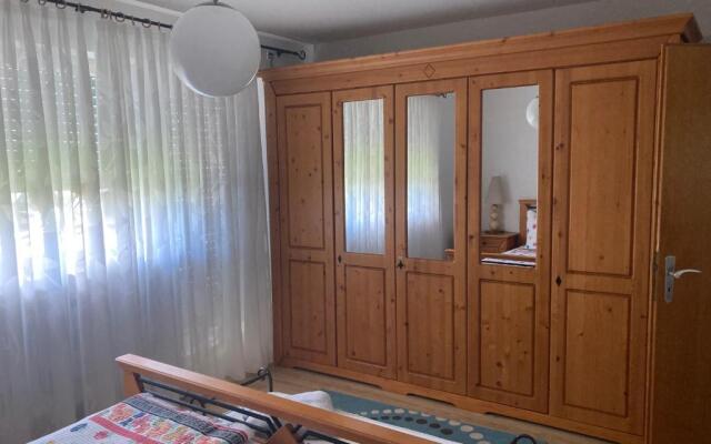 Schöne 80qm Ferienwohnung in ruhiger Lage