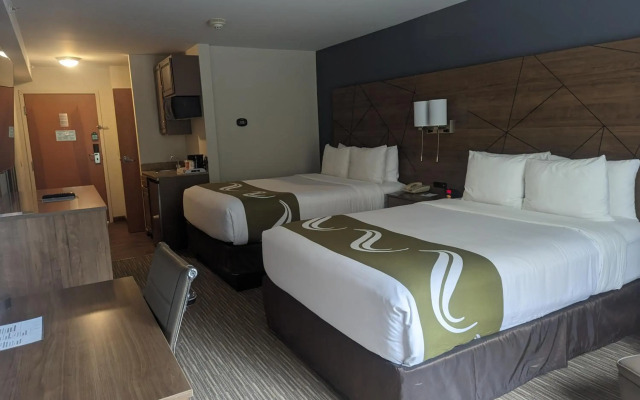 Quality Inn & Suites Northampton - Amherst