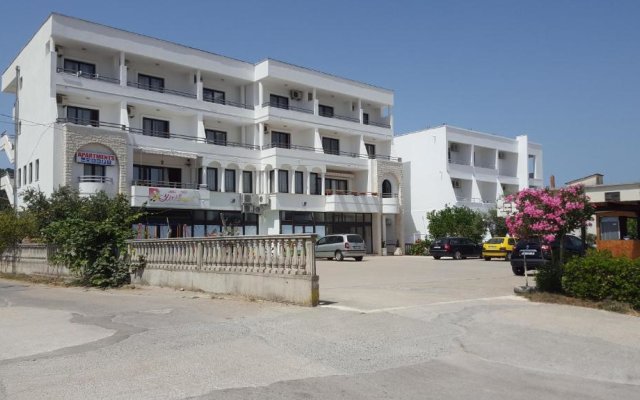 Apartments & Studio Haxhibeti
