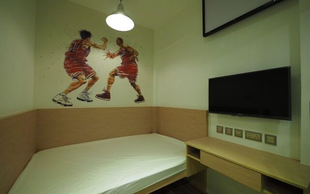 Panda's Hostel - Comics