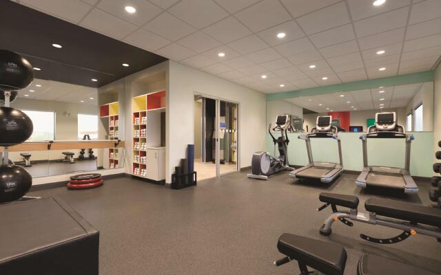 Tru by Hilton Lancaster East