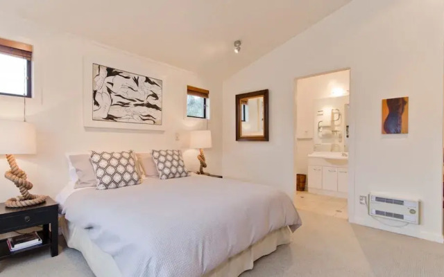 Tora Bay Exclusive Estate