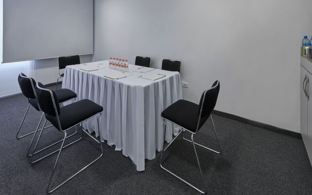 City Express Junior Guadalajara Periférico Sur