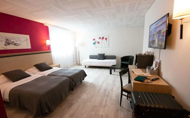 Hotel De La Vieille Tour