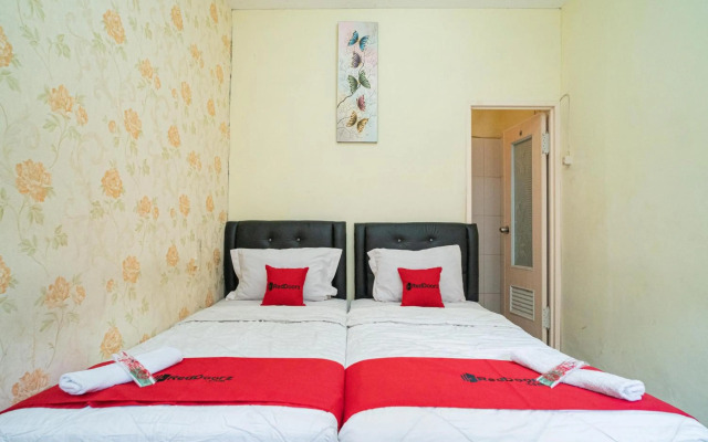 OYO 407 Bandahara 21 Syariah