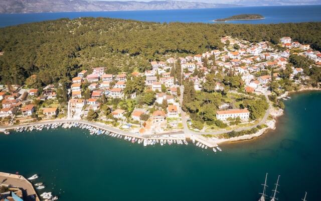 Hvar spa & Apartments